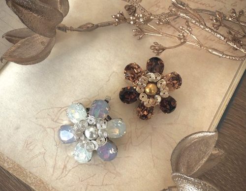 山形由貴先生】12月4日(木)クリスタルフラワーの3wayブローチ - 貴和